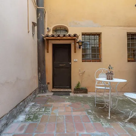 Apartment With Private Courtyard! *